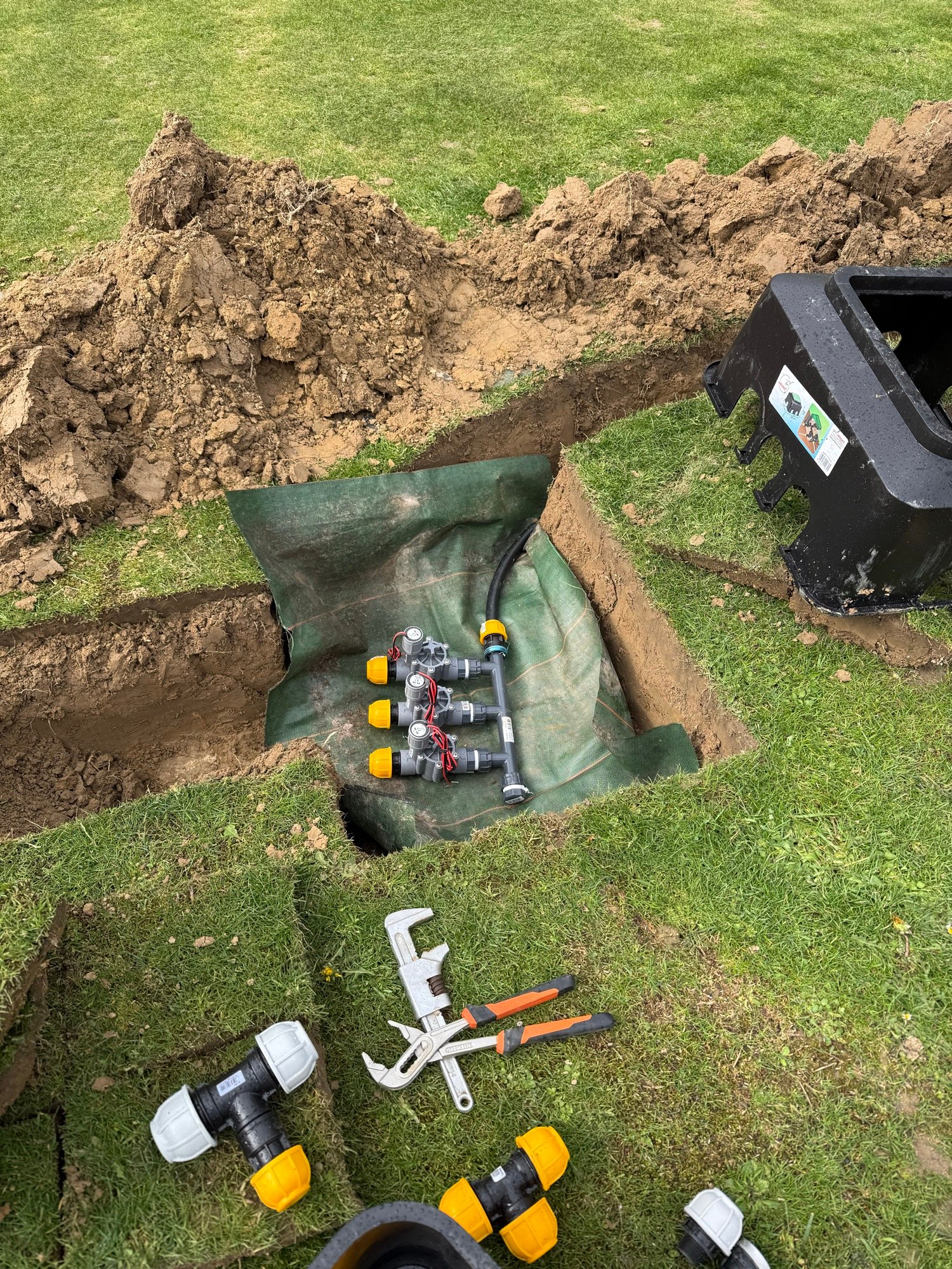 Pose d'un système d'irrigation enterré